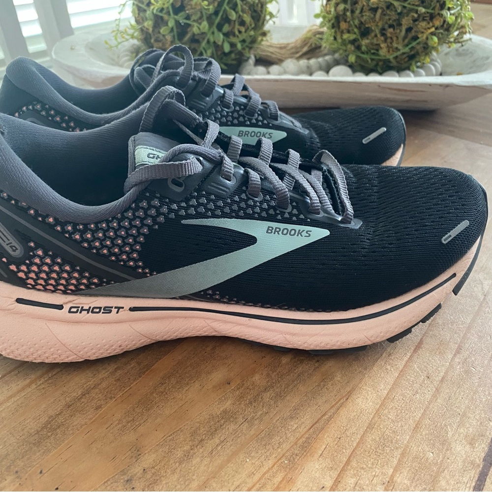Brooks Ghost 14 size 10 medium - Picture 3 of 13